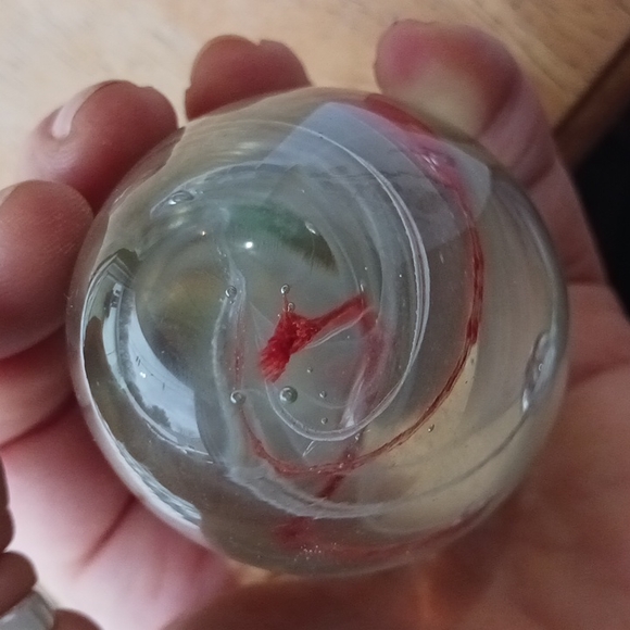 VINTAGE Blown Glass Inside of Heavy Glass DNA Swirled Paperweight - Picture 4 of 8